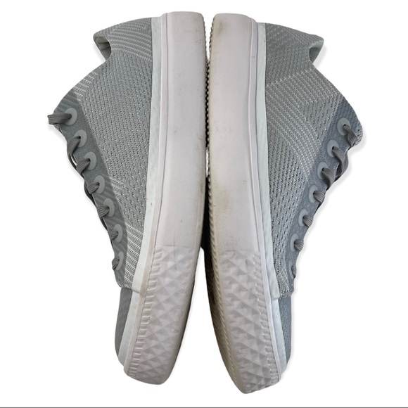 Converse Women’s Shoes Size 8.5 - Picture 5 of 9